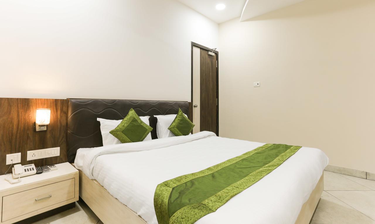 Treebo Trend Grace Residency Hotel Chennai Exterior photo